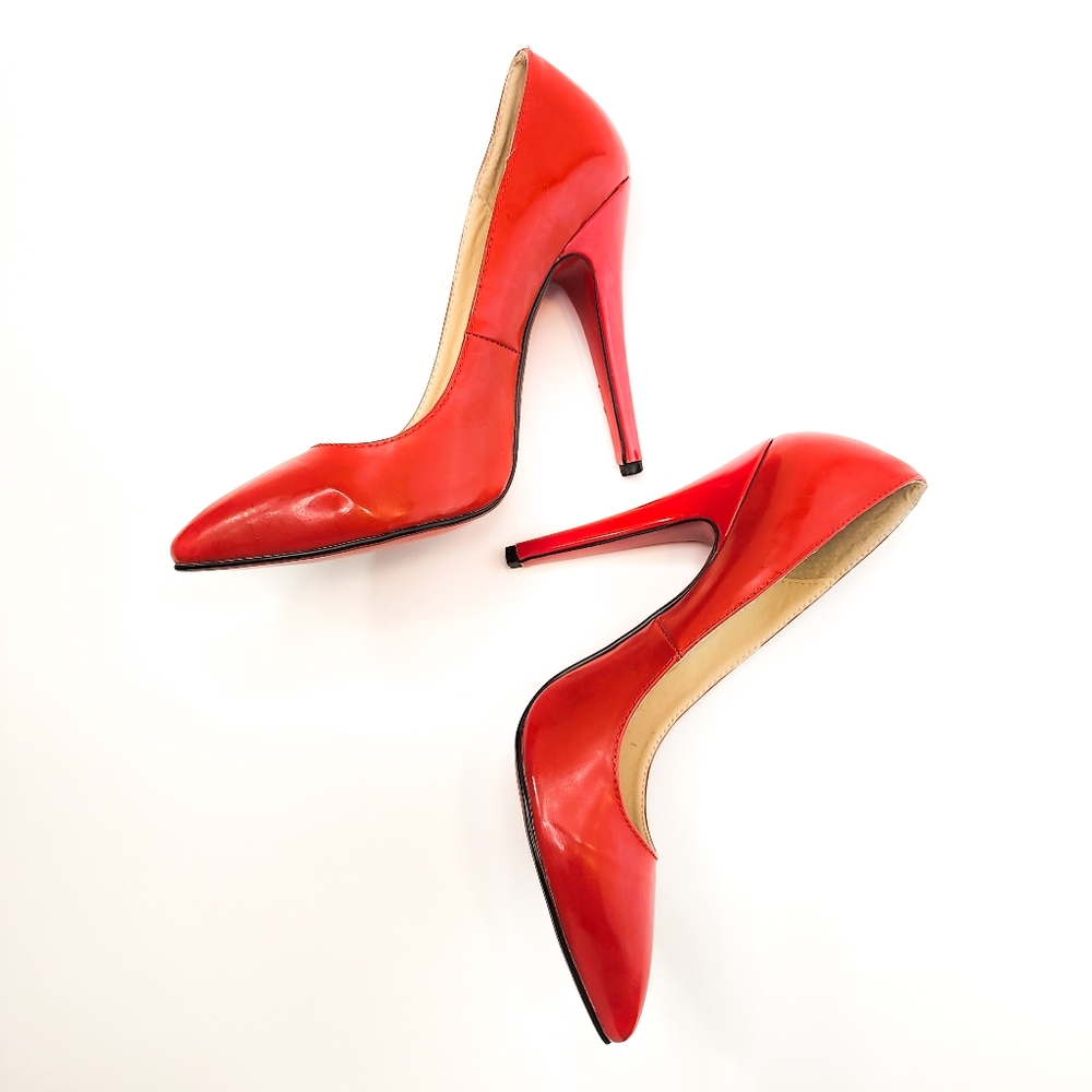 Red High Heels ๐ - Picture 5 of 6